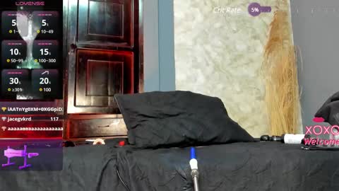 Snapshot of _gretta1 chatting on 02/08/25, 01:11 Gretta online show from 02/08/25, 01:11