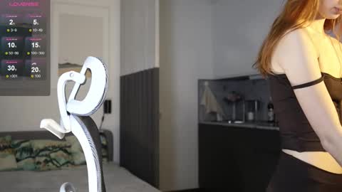 Katarina online show from 11/17/25, 01:39