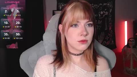 Tori online show from 11/22/25, 10:03