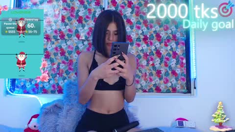 Gwen online show from 12/31/24, 04:38