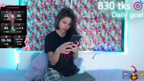 Gwen online show from 01/22/25, 05:16