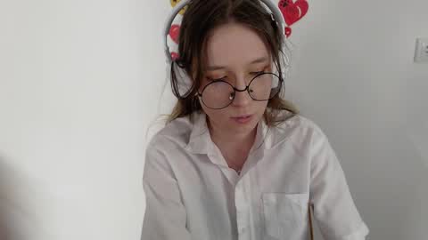 Snapshot of _hanna_moon_ chatting on 04/20/26, 11:57 Hannaolotl online show from 04/20/26, 11:57