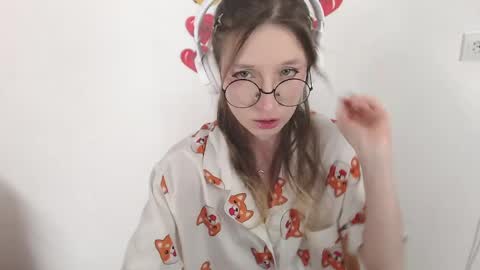 Snapshot of _hanna_moon_ chatting on 04/22/26, 10:06 Hannaolotl online show from 04/22/26, 10:06