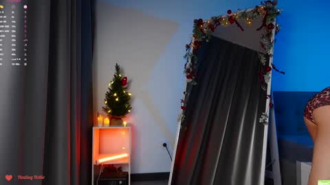 Veronica online show from 12/20/24, 12:27