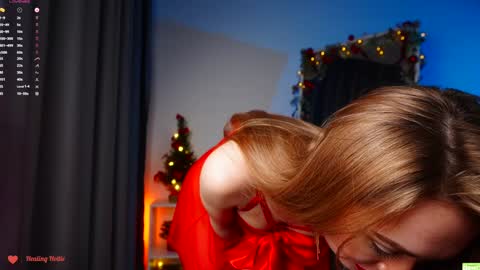 Veronica online show from 12/24/24, 10:28