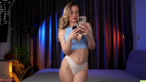 Snapshot of _healing_hottie_ chatting on 02/05/26, 08:57 Veronica online show from 02/05/26, 08:57