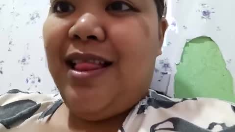 Snapshot of _hershey003 chatting on 09/08/25, 11:48 _hershey003 online show from 09/08/25, 11:48