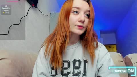 _hey_scarlett_ online show from 12/06/24, 07:21