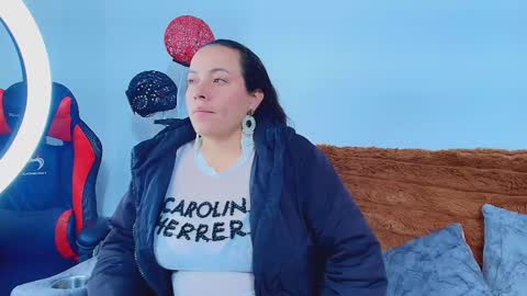 Snapshot of _honey1_ chatting on 11/16/25, 12:33 Honey online show from 11/16/25, 12:33