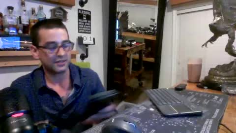 Snapshot of _hot_sh0t_357 chatting on 08/01/26, 07:29 HoT SHoT online show from 08/01/26, 07:29