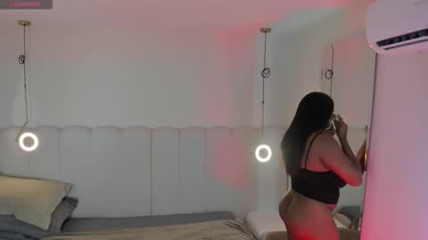 Darlis  online show from 11/17/25, 06:24