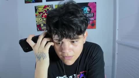 Snapshot of _ian_sweet chatting on 11/22/25, 07:02 ian online show from 11/22/25, 07:02