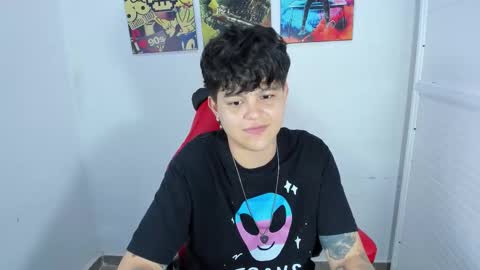 Snapshot of _ian_sweet chatting on 11/27/25, 09:06 ian online show from 11/27/25, 09:06