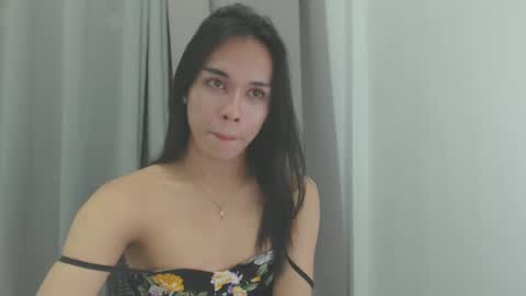 yanie online show from 03/05/25, 01:10