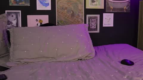 Irene    online show from 12/14/25, 02:28