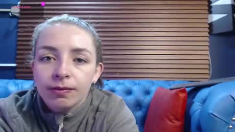 Isa online show from 02/13/25, 11:39