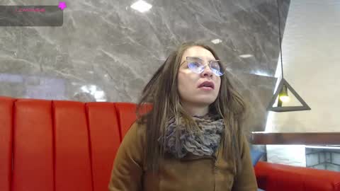 Isa online show from 03/10/25, 11:21