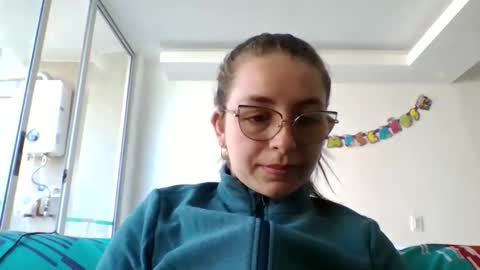 Isa online show from 03/04/26, 01:28