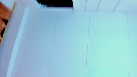 Snapshot of _isalittlestar_ chatting on 05/08/26, 03:45 ISABELLA online show from 05/08/26, 03:45