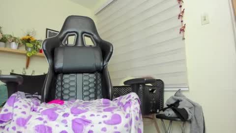 Ivanna  online show from 02/13/25, 09:17