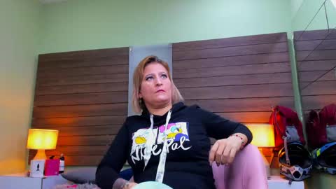 JADE  online show from 05/02/26, 11:59