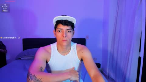 Snapshot of _jacobmiller__ chatting on 12/04/25, 10:40 J A C O B online show from 12/04/25, 10:40