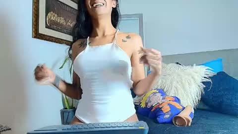 Jade  online show from 11/02/25, 09:06