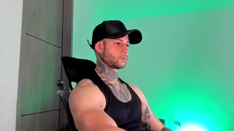 Snapshot of _jamesleandros chatting on 03/14/26, 02:50 jeison online show from 03/14/26, 02:50