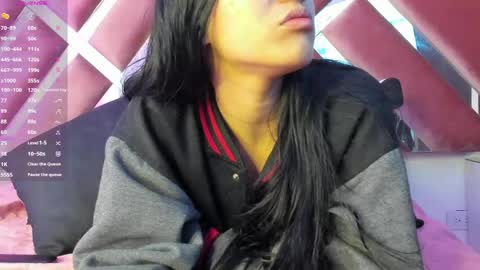 Jasmine online show from 05/01/26, 12:54