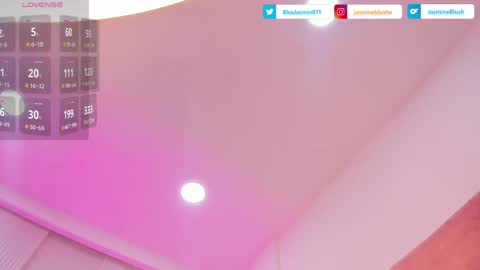 Jasmine online show from 06/06/26, 10:53