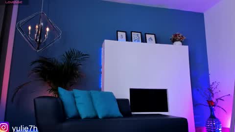  ...  online show from 03/11/26, 07:53