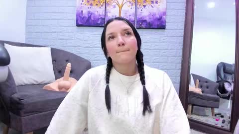    online show from 01/12/26, 05:40