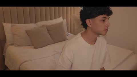 Snapshot of _johan chatting on 03/06/25, 10:36 Johan online show from 03/06/25, 10:36