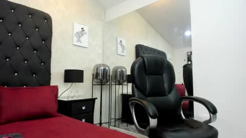 _johnson_alana online show from 06/14/26, 12:29
