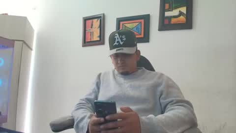 Snapshot of _jordanxxiii chatting on 12/14/25, 02:00 jordan online show from 12/14/25, 02:00