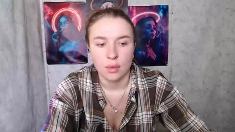 Snapshot of _julianaini_ chatting on 09/11/25, 04:34 Jolia online show from 09/11/25, 04:34