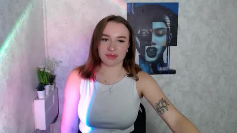 Snapshot of _julianaini_ chatting on 10/16/25, 06:03 Jolia online show from 10/16/25, 06:03
