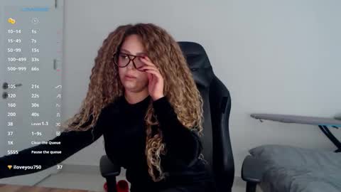 _just_a_queen_3 online show from 03/08/26, 09:02