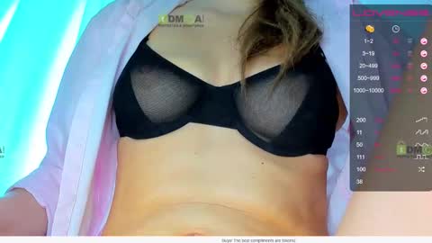 Snapshot of _justcallme_ chatting on 03/15/26, 10:10 _justcallme_ online show from 03/15/26, 10:10