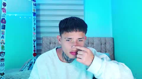 mod online show from 12/19/25, 03:24