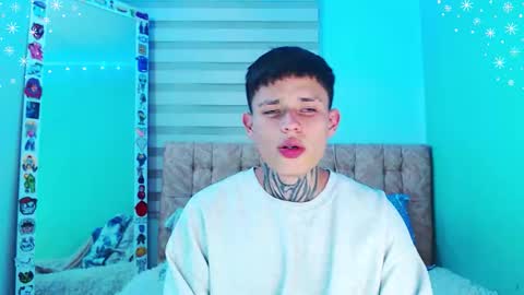 Snapshot of _justinmoon2 chatting on 12/23/25, 02:31 mod online show from 12/23/25, 02:31