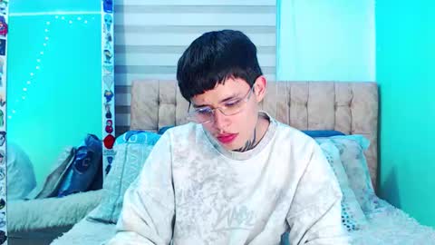 Snapshot of _justinmoon2 chatting on 03/19/26, 05:11 mod online show from 03/19/26, 05:11