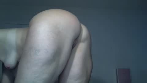 Snapshot of _kapelka_ chatting on 03/01/25, 03:21 KAPELKA online show from 03/01/25, 03:21