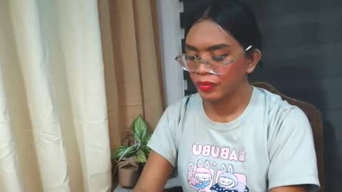 Snapshot of _karie_ chatting on 11/02/25, 02:30 _karie_ online show from 11/02/25, 02:30