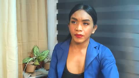 Snapshot of _karie_ chatting on 11/03/25, 12:28 _karie_ online show from 11/03/25, 12:28