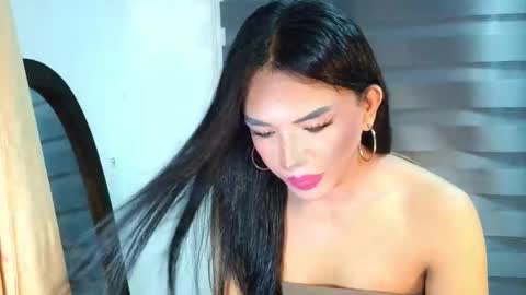 Snapshot of _karie_ chatting on 03/11/26, 08:20 _karie_ online show from 03/11/26, 08:20