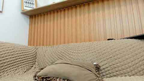 Snapshot of _karla_brunette_ chatting on 03/18/26, 07:28 Amanda online show from 03/18/26, 07:28