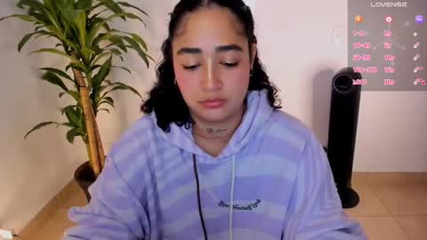     online show from 12/01/25, 08:47