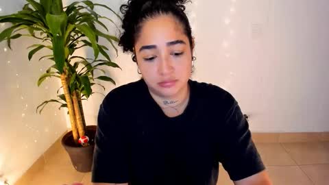 Snapshot of _kat_1 chatting on 02/19/26, 02:35 online show from 02/19/26, 02:35