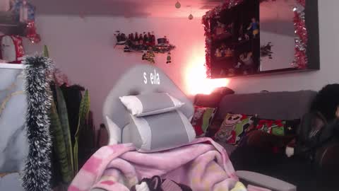 Snapshot of _kat_sweet chatting on 12/03/25, 03:25 Cata online show from 12/03/25, 03:25